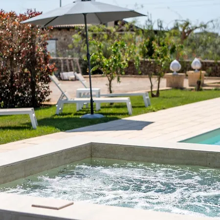 Lucia - Exclusive Private Pool *
