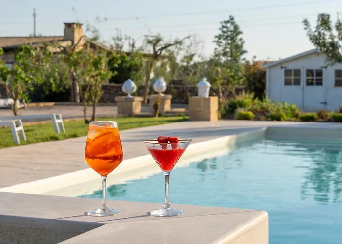 Lucia - Exclusive Private Pool فيلة *