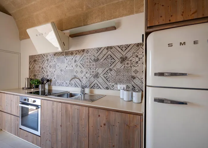 Lucia - Exclusive Private Pool غالّيبولي