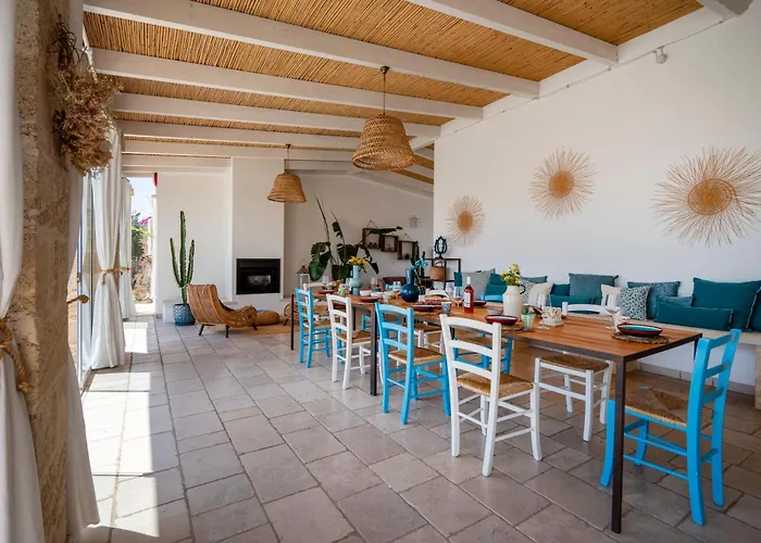 Lucia - Exclusive Private Pool *